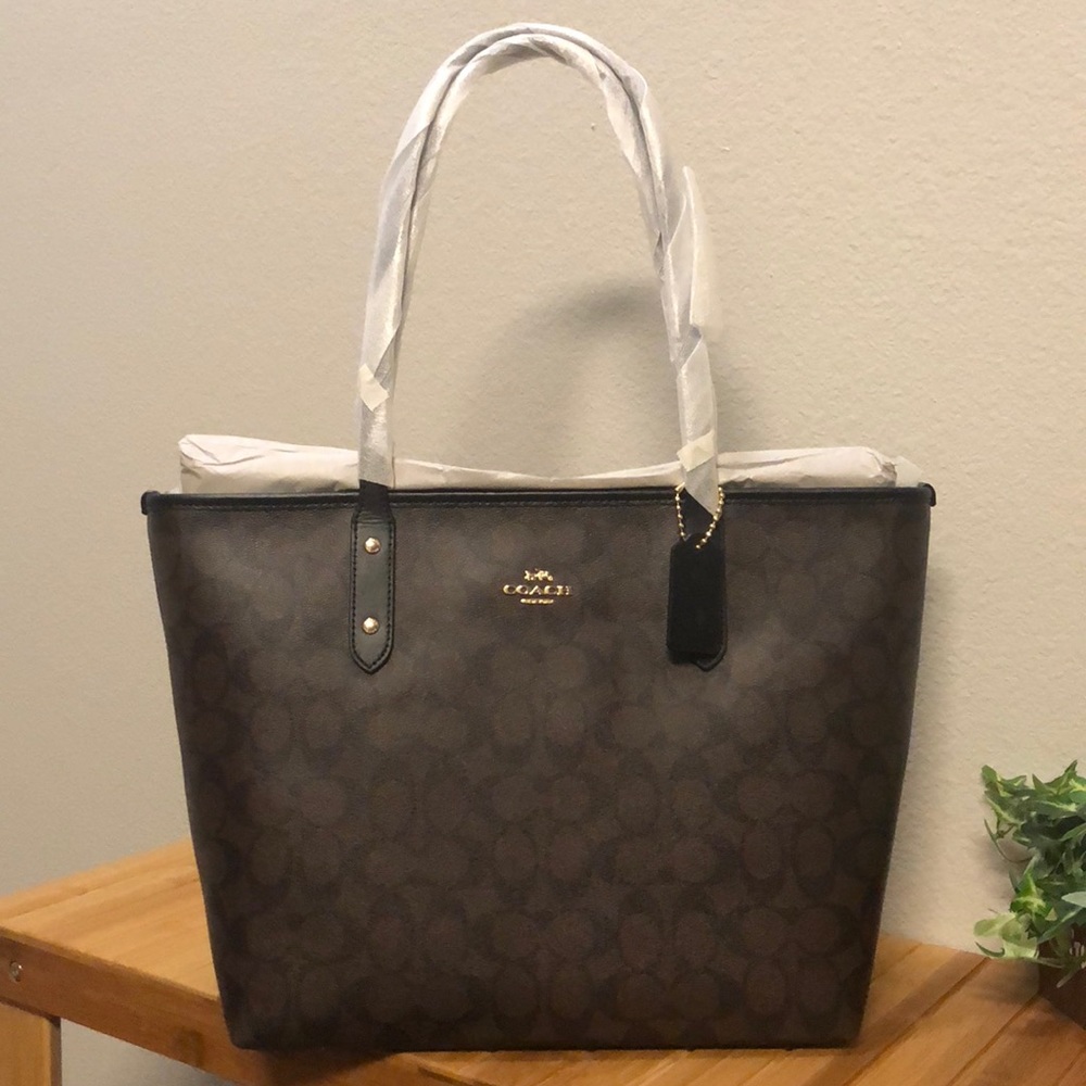 🌼NWT💛Coach Signature City Zip Tote - Picture 2 of 3
